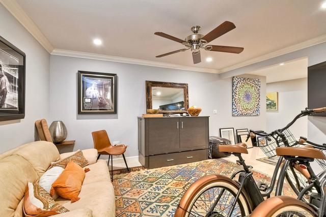 812 San Antonio Pl, San Diego CA: https://media.crmls.org/mediaz/027238ec-f5a1-4e63-a134-225911422e75.jpg