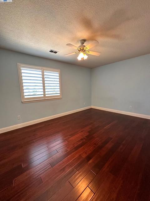 Image 12 of 28 For 6337 Brook Hollow Cir