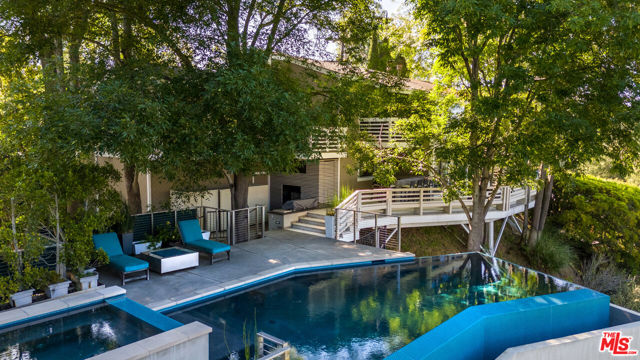 2753 Nichols Canyon Road, Los Angeles CA: https://media.crmls.org/mediaz/0274ca2e-678c-4b93-9d9d-20ae22be2571.jpg