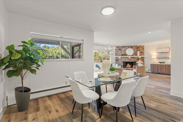 12272 Windsor Court, Los Altos Hills CA: https://media.crmls.org/mediaz/0275ebe3-510e-4617-854b-566702005e34.jpg