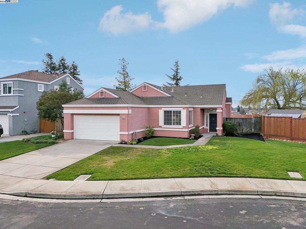 2870 Gelding Ln