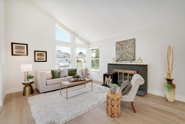 505 Drake Court, Foster City CA: https://media.crmls.org/mediaz/02768055-1a90-4f30-81cd-28df5436189d.jpg
