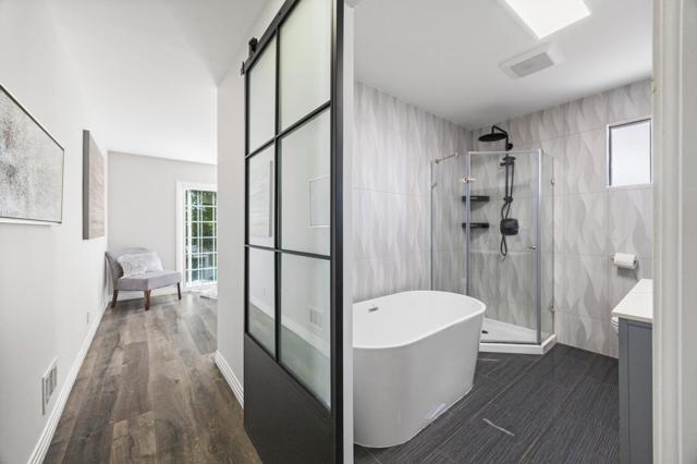 1096 Hawthorne Drive, San Mateo CA: https://media.crmls.org/mediaz/0276a0f1-dba5-4751-aca8-febfd5f624c6.jpg