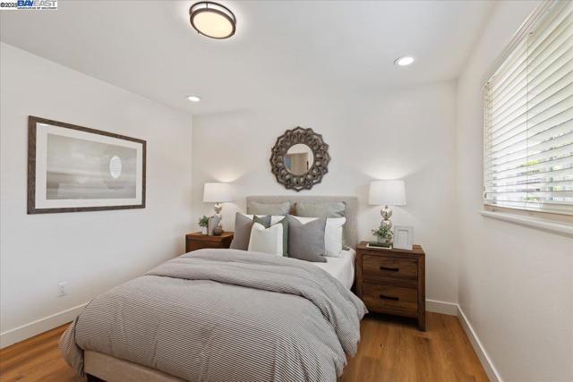 19678 Bernal Street, Castro Valley CA: https://media.crmls.org/mediaz/0276eb00-27bc-4190-bafb-62ec00e440fd.jpg