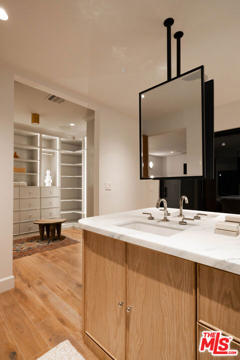 3546 Weslin Avenue, Sherman Oaks CA: https://media.crmls.org/mediaz/027784d5-c267-4ba3-b336-2f723f0529bf.jpg