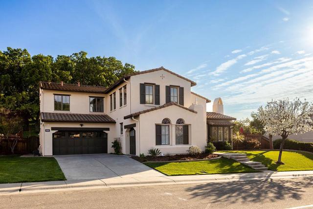 2953 Pebble Beach Circle, Fairfield CA: https://media.crmls.org/mediaz/027897eb-872b-4f05-a044-8c71548d30bf.jpg