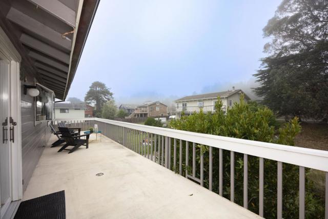 1077 Pearl Avenue, Moss Beach CA: https://media.crmls.org/mediaz/0278f7f5-564d-415e-9a24-f02ce992906f.jpg