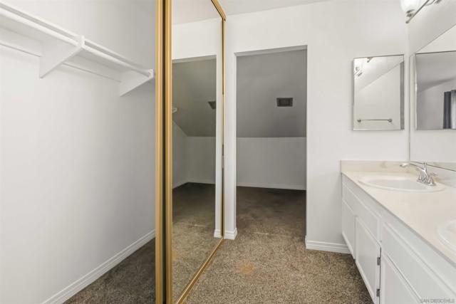 13170 Entreken Ave,  CA: https://media.crmls.org/mediaz/02792460-2068-4bad-9fc6-7c91325f3276.jpg