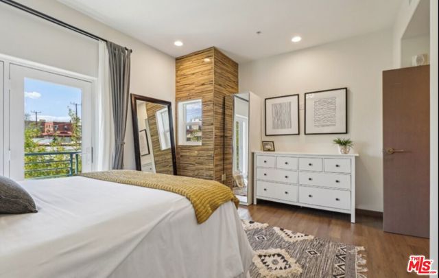 903 S New Hampshire Avenue, Los Angeles CA: https://media.crmls.org/mediaz/02792d64-b4f5-441e-8706-cd08773774c4.jpg