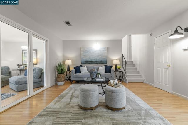 245 Parkview Ter, Vallejo CA: https://media.crmls.org/mediaz/0279e128-a623-4917-9e04-01ed2252c625.jpg
