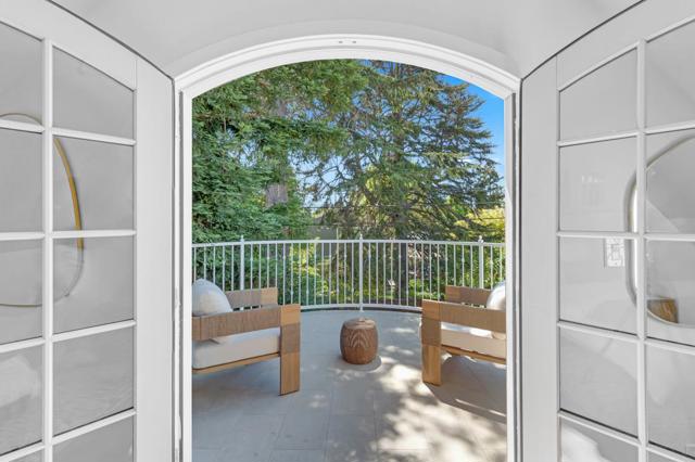 729 Concord Way, Burlingame CA: https://media.crmls.org/mediaz/027a7e70-7cf6-47a4-beb1-7c4cf9acc155.jpg