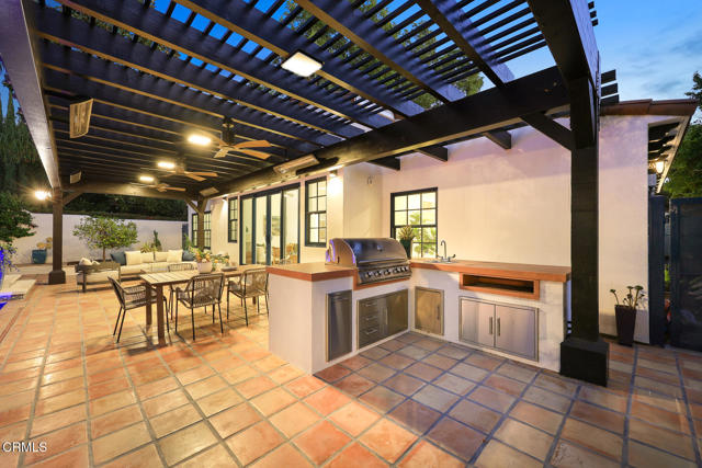 Detail Gallery Image 25 of 29 For 2044 Monterey Rd, South Pasadena,  CA 91030 - 4 Beds | 3 Baths