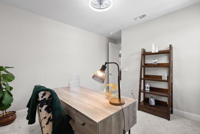 6573 Purple Crab Drive, Newark CA: https://media.crmls.org/mediaz/027aa424-8ec8-460e-9b6c-dd36c5433422.jpg