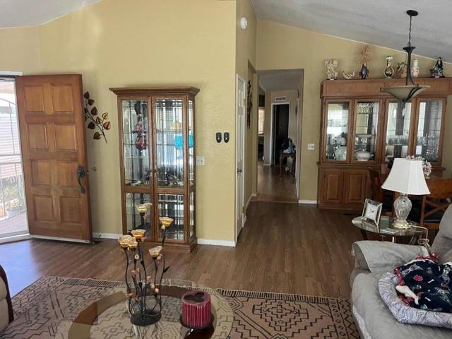 500 N Tully Road, Turlock CA: https://media.crmls.org/mediaz/027b2a71-c141-4100-ac66-6ddafdc1f72b.jpg