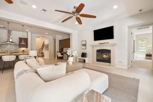 50831 Cereza, La Quinta CA: https://media.crmls.org/mediaz/027b2b81-1e3f-441a-b6c0-b6e835325e56.jpg