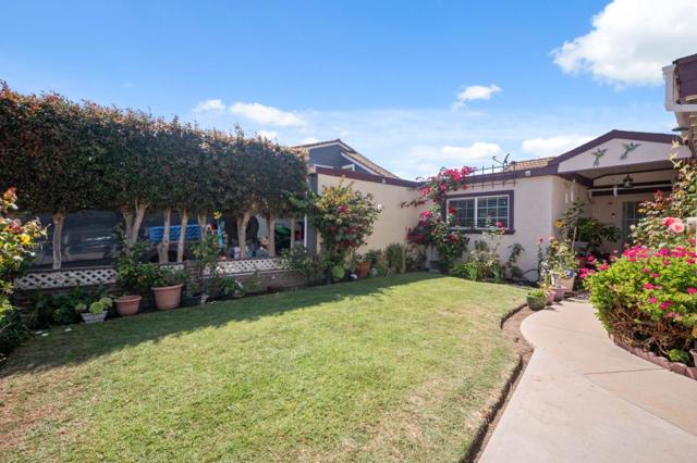 1518 Duran Circle, Salinas CA: https://media.crmls.org/mediaz/027ed7cf-a6cd-4115-a04c-3cb6f19441c0.jpg