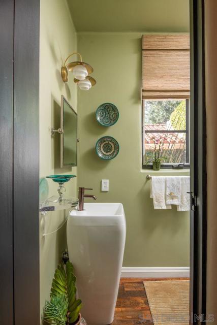 Image 44 of 48 For 6977 Las Colinas