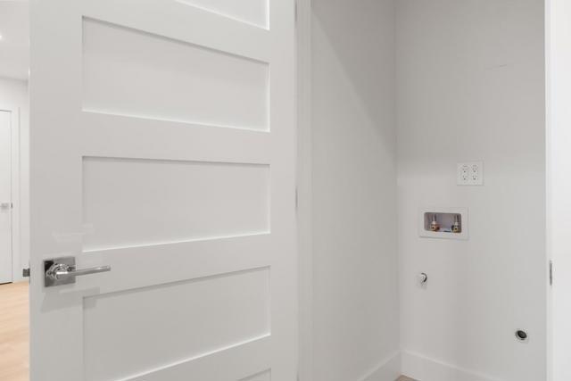 120 Abelia Way, East Palo Alto CA: https://media.crmls.org/mediaz/02804420-80ba-4fa0-a01c-f763ecf10d50.jpg