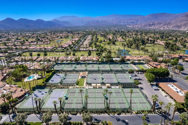 2 Bed Home for Sale in Palm Desert, California