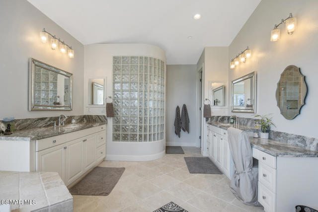 Image 43 of 95 For 7379 Zaharias Court