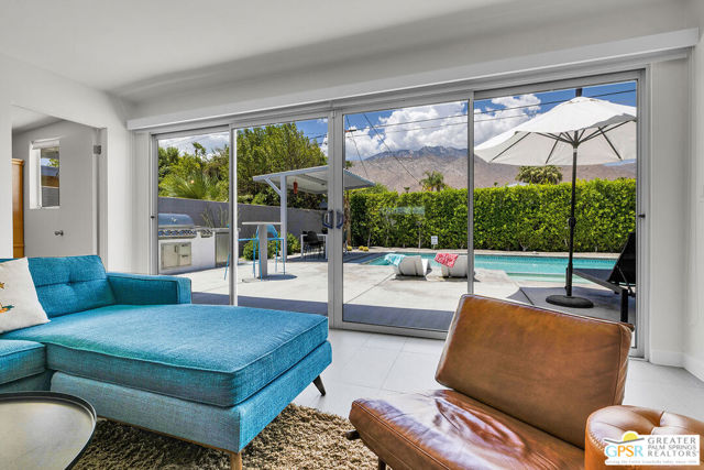 587 N Calle Marcus, Palm Springs CA: https://media.crmls.org/mediaz/0284342d-42c4-4d41-88f2-d3ba745984fd.jpg
