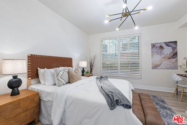 2240 S Beverly Glen Boulevard, Los Angeles CA: https://media.crmls.org/mediaz/02848684-5c6d-40b8-a979-c9e13b8d8a80.jpg