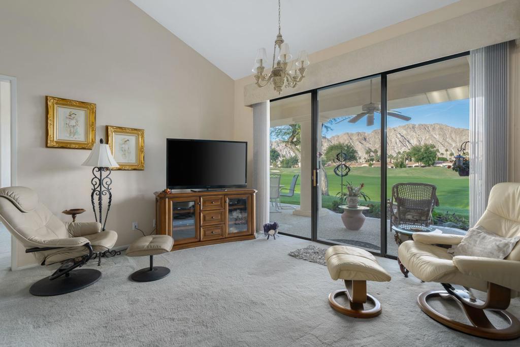 MLS #219139688DA image #14