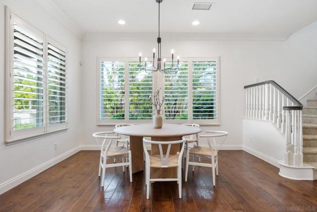 10263 Winecreek Ct, San Diego CA: https://media.crmls.org/mediaz/02860783-de9a-4e78-a9e7-1092e54c787a.jpg
