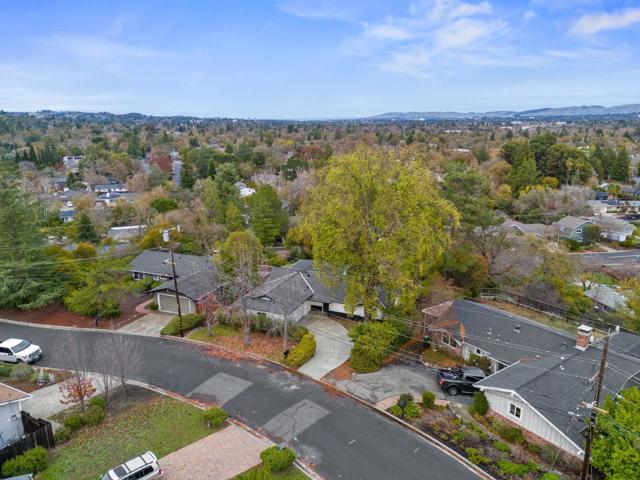 2660 Ross Place, Walnut Creek CA: https://media.crmls.org/mediaz/028698a2-f6f4-43d7-ba71-7e77dda17b12.jpg