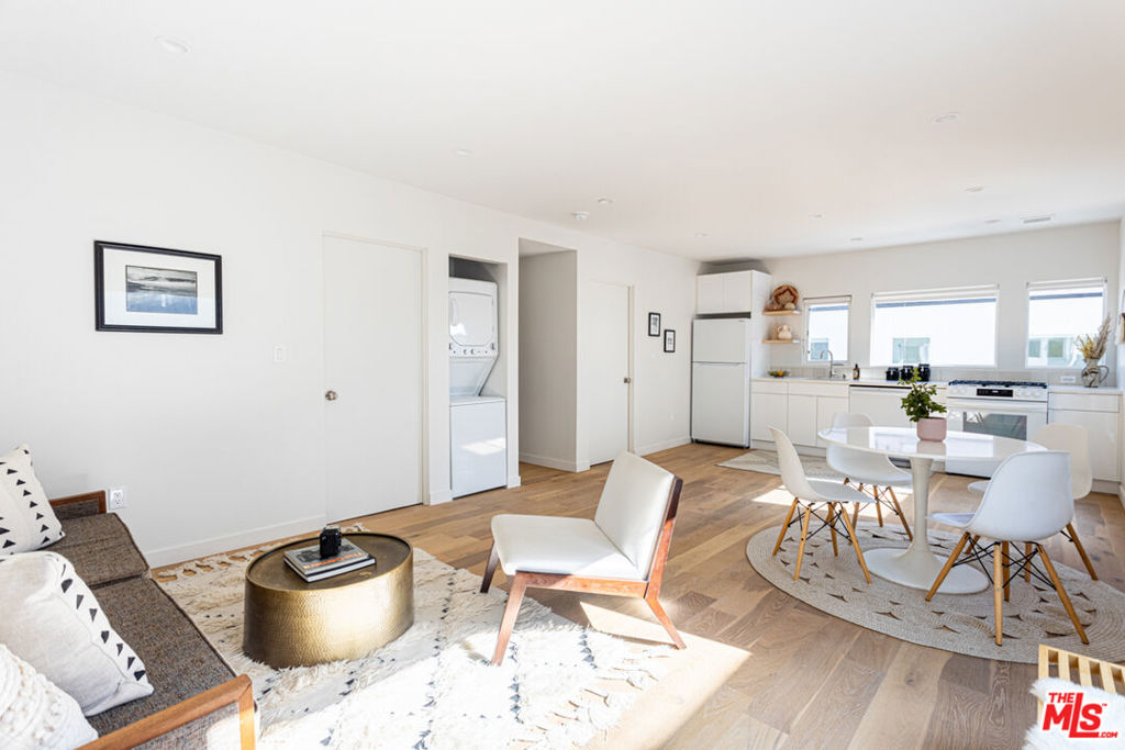 1/2 Preston Avenue