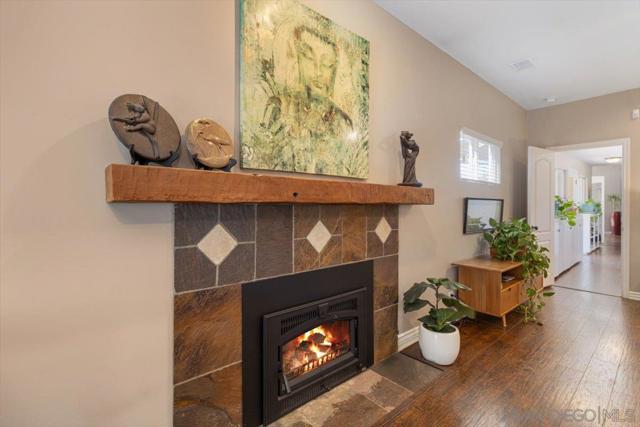 1131 Vale Terrace Dr, Vista CA: https://media.crmls.org/mediaz/028779da-8be5-4dc4-9f68-5d0f7241af7c.jpg