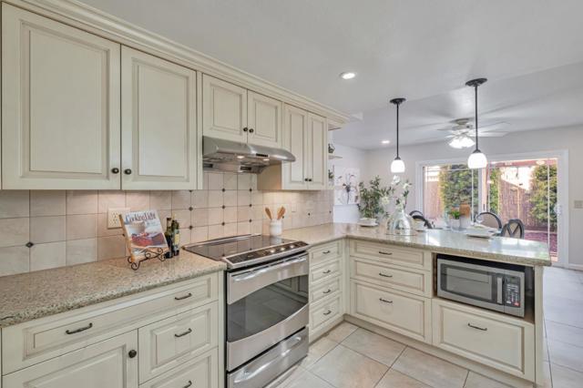 1647 Schooner Court, Santa Cruz CA: https://media.crmls.org/mediaz/02878592-280d-43e8-8bac-298cee2bd200.jpg