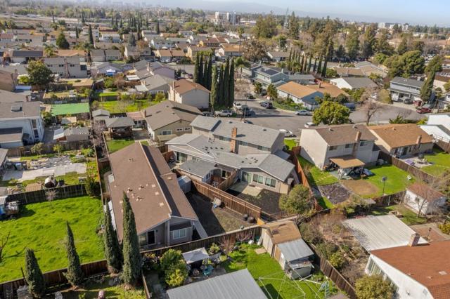 2604 Sierra Vista Court, San Jose CA: https://media.crmls.org/mediaz/0287b021-beb4-4fc1-86ec-b419e4f56aad.jpg