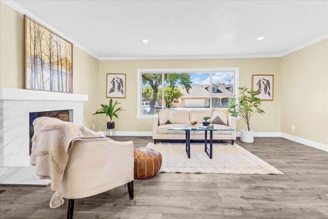 31 La Mirada Court, Salinas CA: https://media.crmls.org/mediaz/0287db1a-49d7-4a8f-9d90-b8f04941da25.jpg
