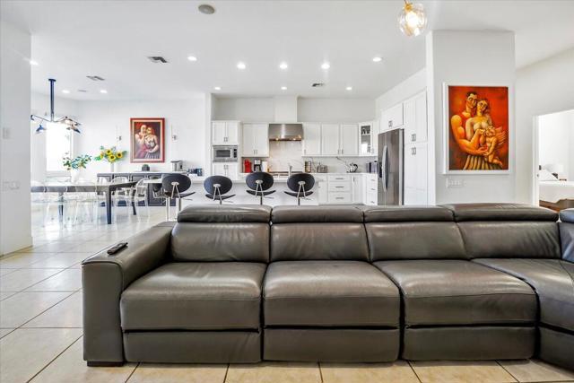 34620 Via Josefina, Rancho Mirage CA: https://media.crmls.org/mediaz/0288b048-636c-4ae5-88da-af7267c76990.jpg