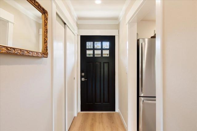44 Hacienda Carmel, Carmel CA: https://media.crmls.org/mediaz/02891950-0ad9-477c-872e-47a924393c40.jpg