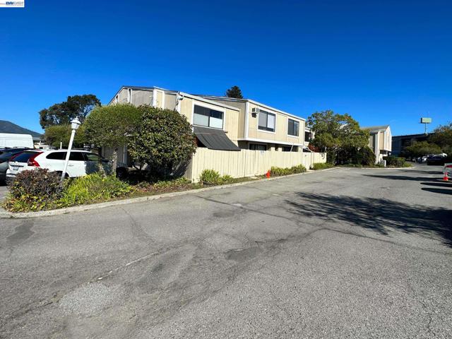 Image 20 of 26 For 150 Shoreline Hwy