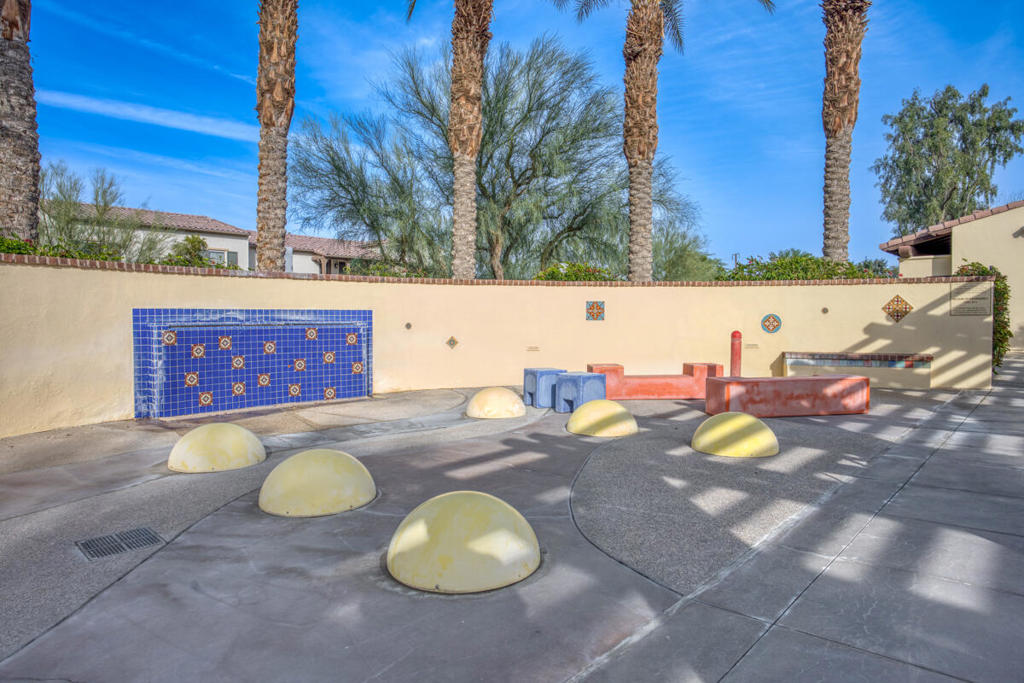MLS #219142325DA image #32