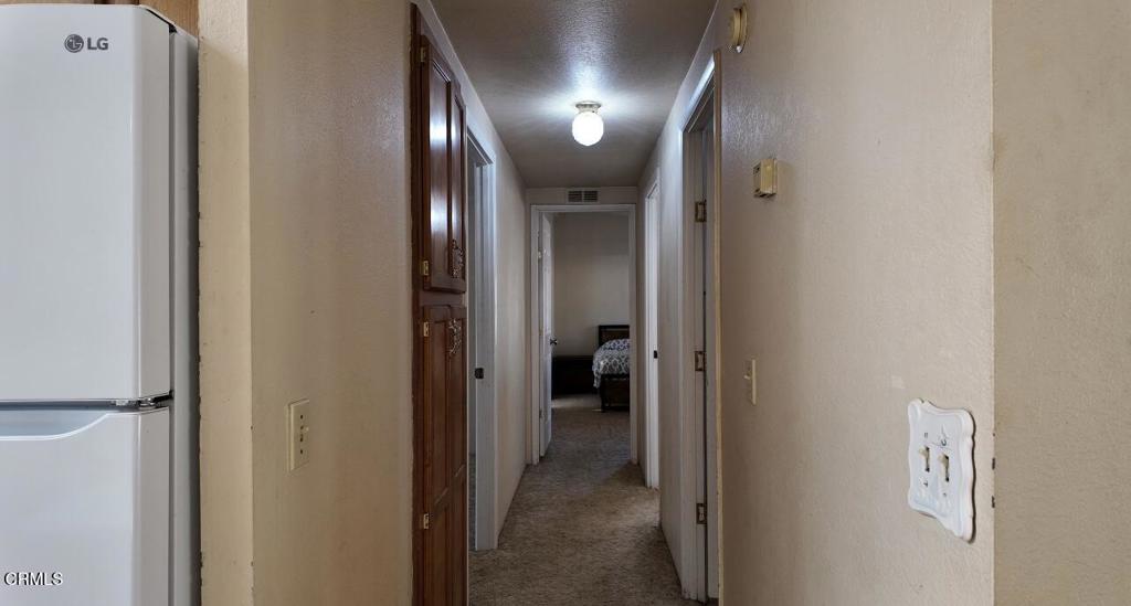 https://media.crmls.org/mediaz/028babe6-4d5d-4f76-b5c7-1e0756fae3bb.jpg?preset=X-Large