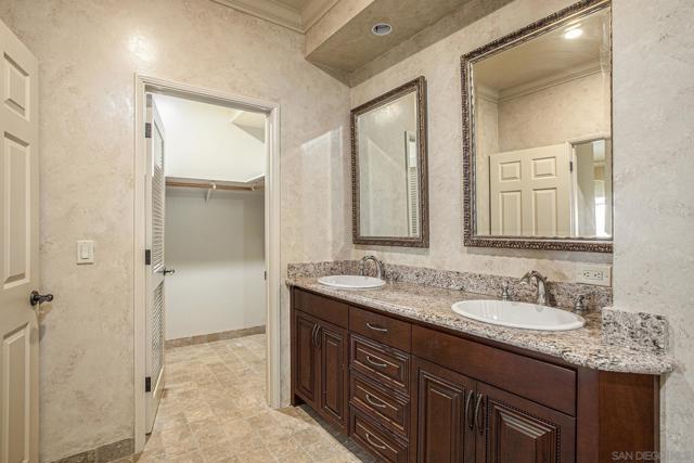 34 The Point, Coronado CA: https://media.crmls.org/mediaz/028c2804-5313-47e5-bb86-70092dcf01b7.jpg