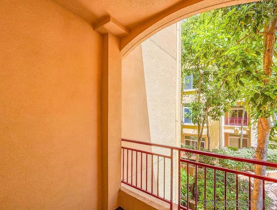2400 5th Ave - photo 19