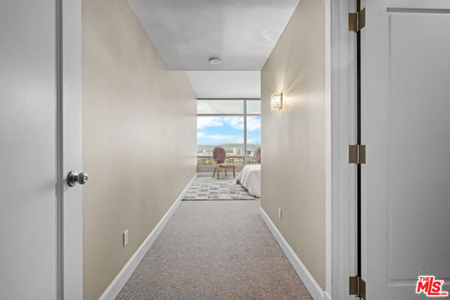 900 W Olympic Boulevard, Los Angeles CA: https://media.crmls.org/mediaz/028cd028-e818-423b-b026-1e92daa7df62.jpg