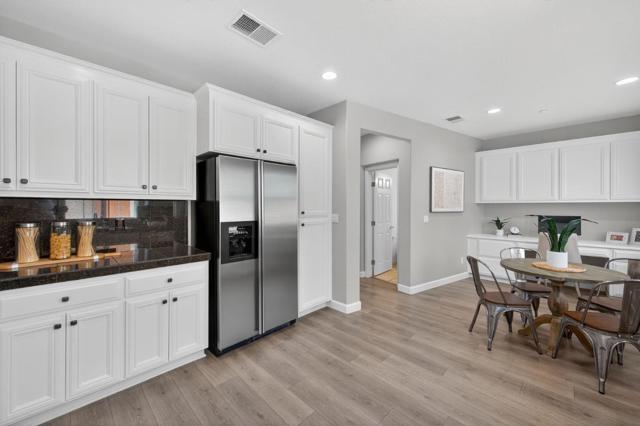 1220 Kelley Way, Santa Clara CA: https://media.crmls.org/mediaz/028da6ea-f5c9-4813-9d3b-e4d1400b369d.jpg