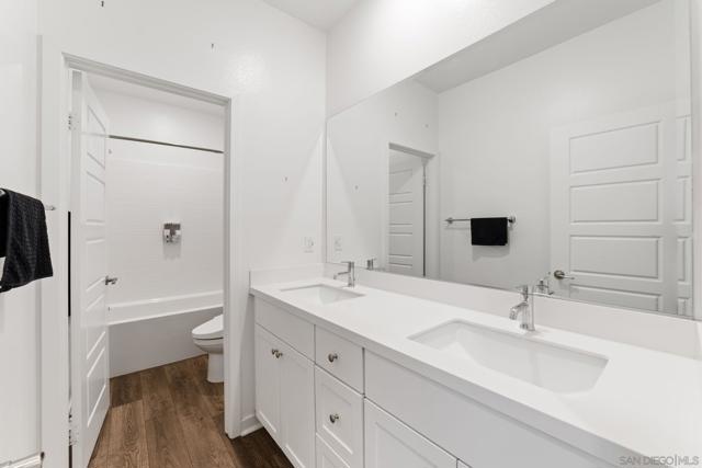 Image 27 of 36 For 31129 Quarter Horse Way