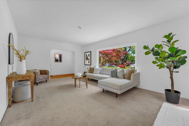 526 Sylvan Avenue, San Mateo CA: https://media.crmls.org/mediaz/028e5b51-1a67-4d6d-b6cc-217147a4fb91.jpg