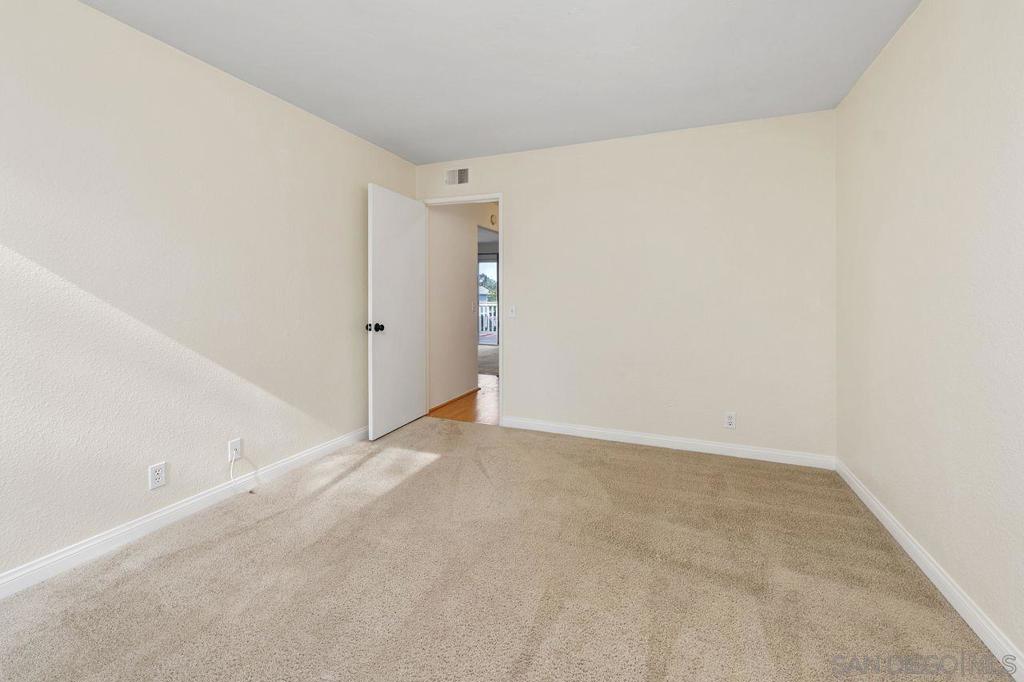 San Diego - photo 12