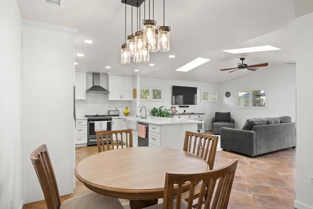 10347 WOODROSE AVE, Santee CA: https://media.crmls.org/mediaz/029019cf-6f01-4ecb-9e42-b9275f8b40ff.jpg