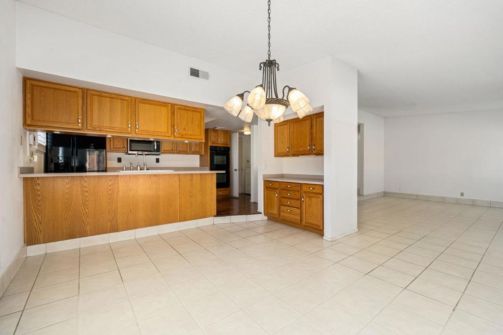 MLS #219139226DA image #7