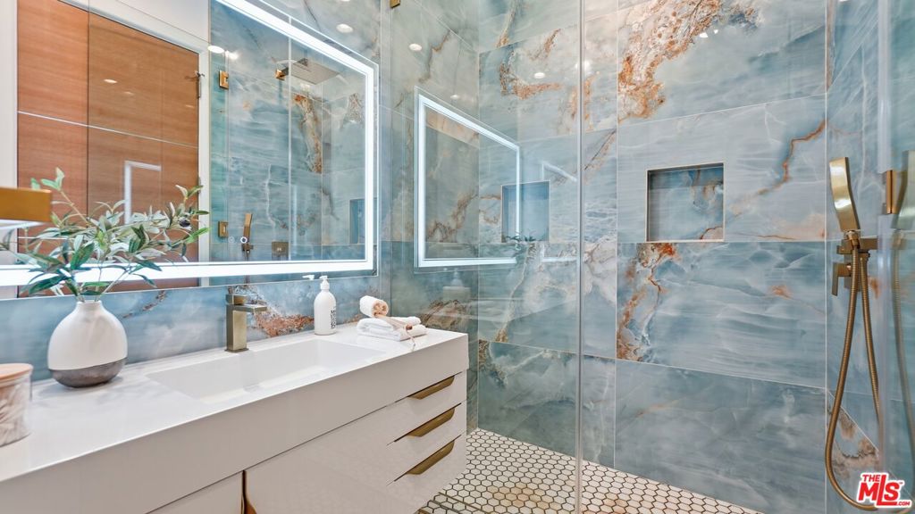 MLS #26863819 image #6