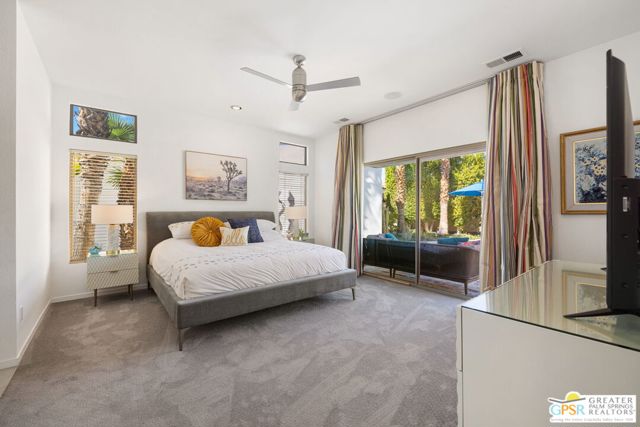 2470 N Cardillo Avenue, Palm Springs CA: https://media.crmls.org/mediaz/0290ffcc-50bb-4d3e-a5f4-4abdb9f3faa7.jpg